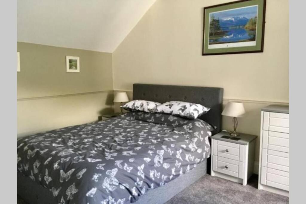 ארוצ'אר Twostones Self Catering Cottage מראה חיצוני תמונה
